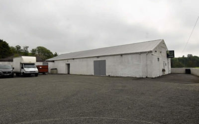 industrial unit to let in kinbuck front with parking