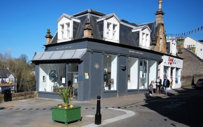 NEW TO THE MARKET PROMINENT RETAIL UNIT – DUNBLANE