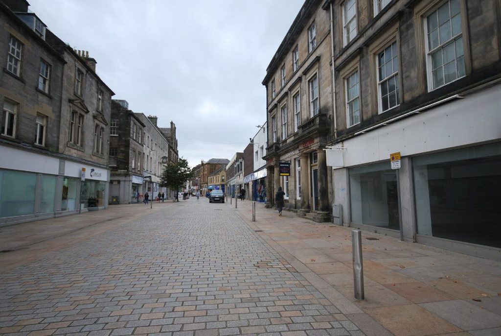 193 - 195 High Street, Kirkcaldy - STREET