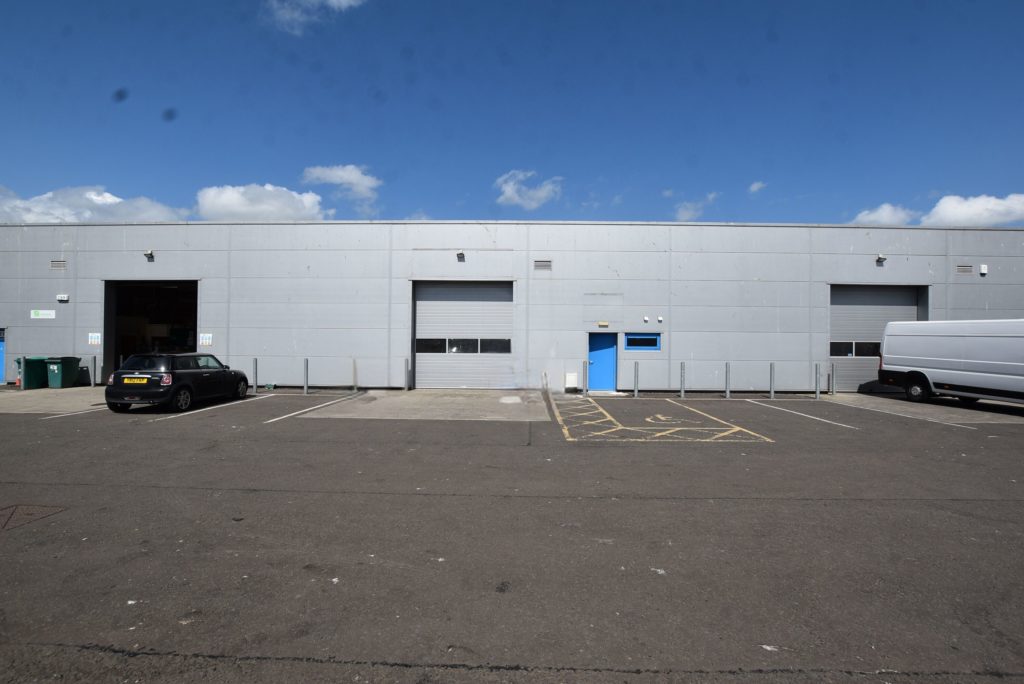 Prime Industrial Unit To Let – Stirling