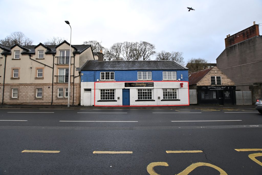 Prominent Public House For Sale – Perth